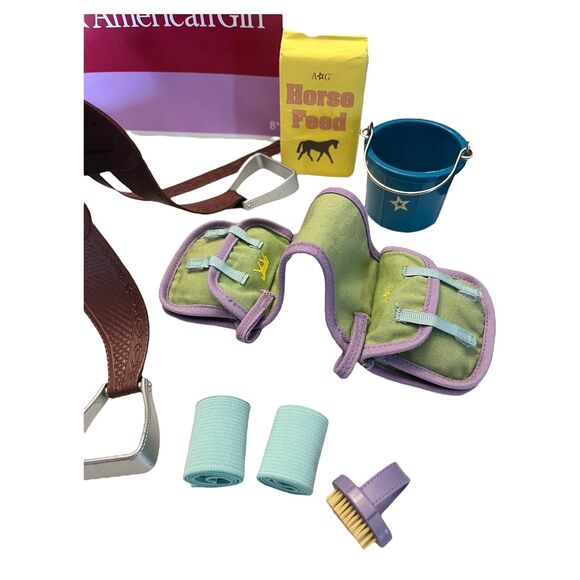 American Girl WESTERN SADDLE SET Horse Saddle Bags Brush Feed Bag Bucket Wraps + - Picture 4 of 7